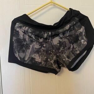 Head Black Floral Women's Athletic Shorts